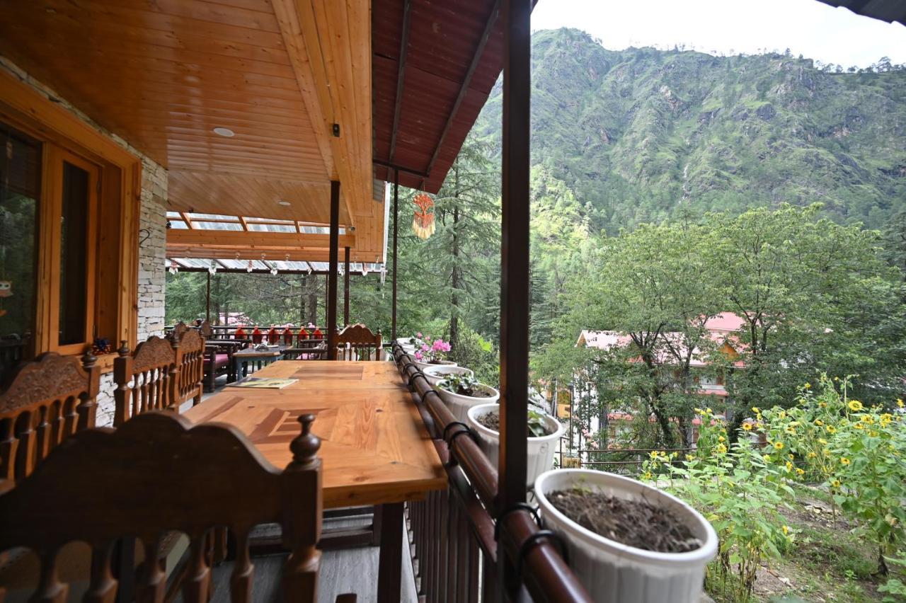 Hotel The Hillside Kasol Esterno foto