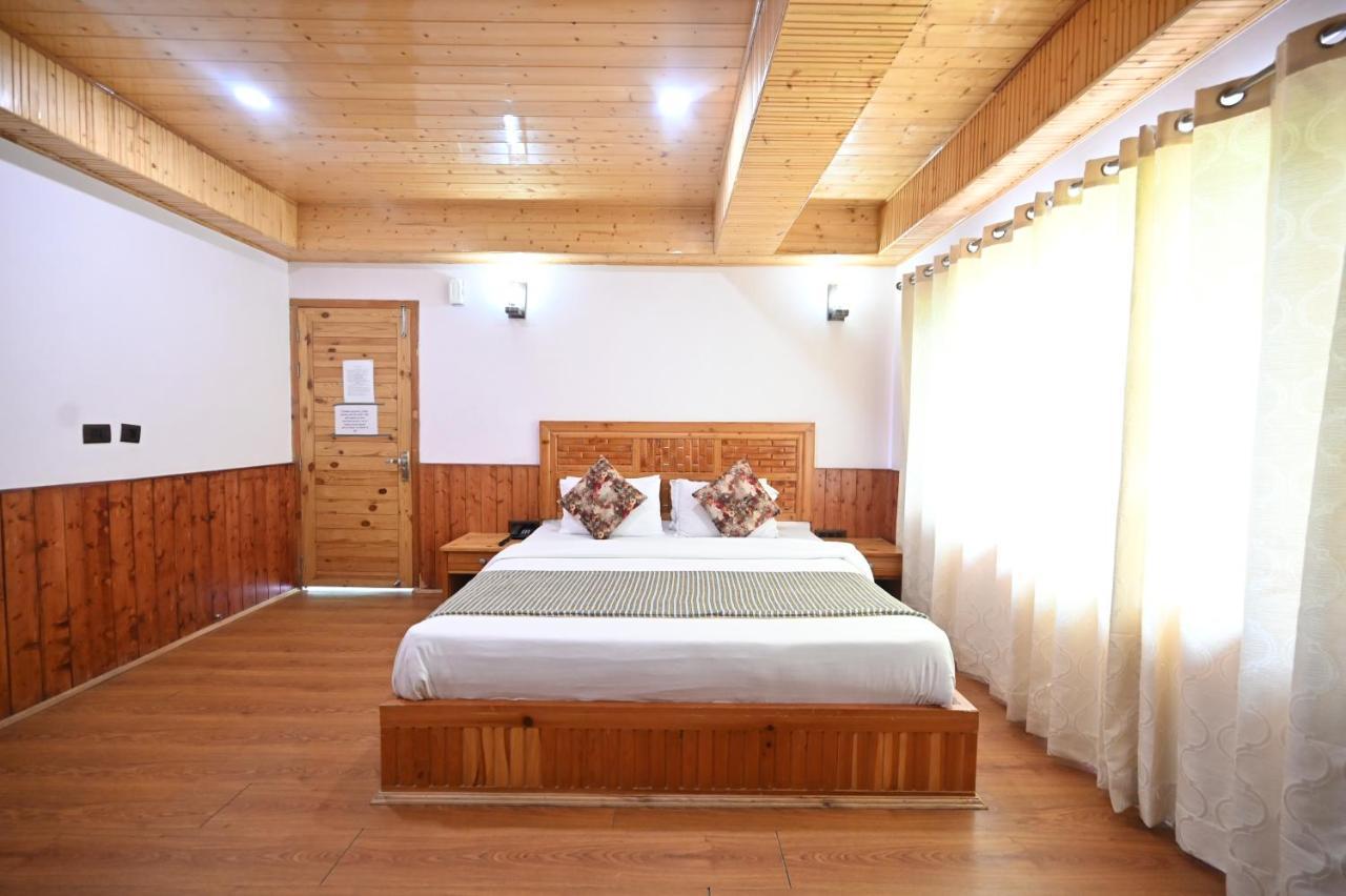 Hotel The Hillside Kasol Esterno foto