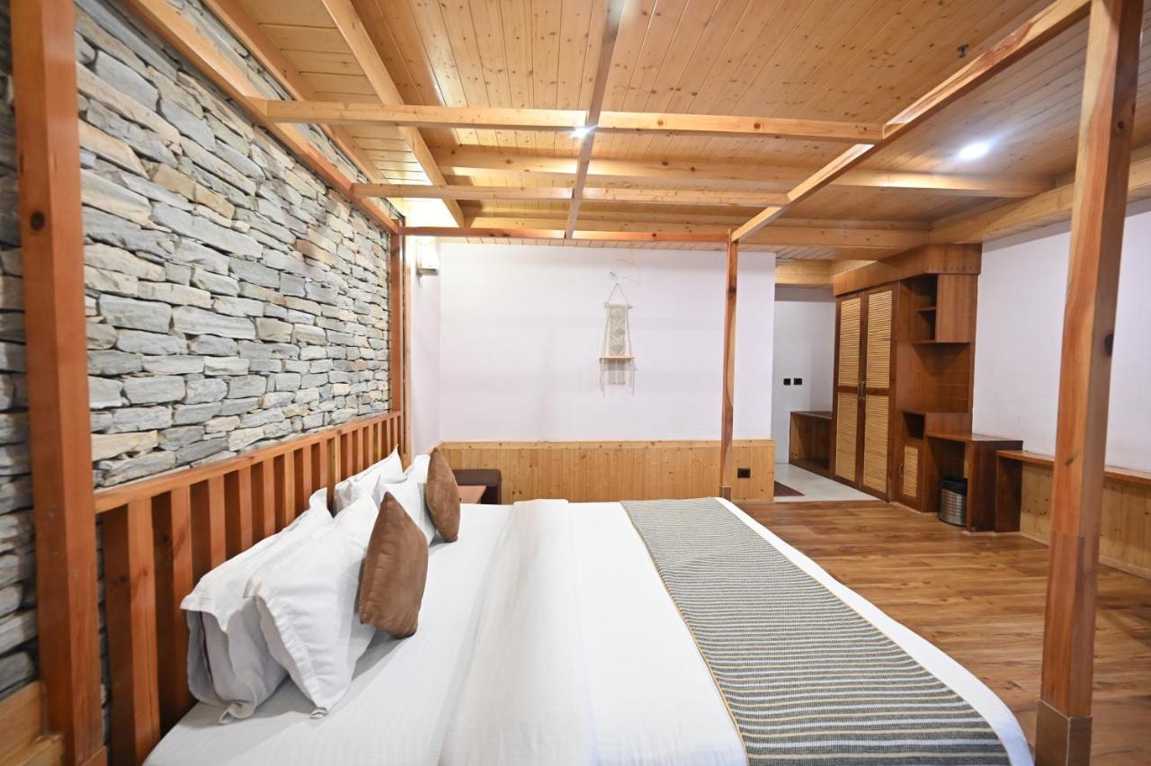 Hotel The Hillside Kasol Esterno foto