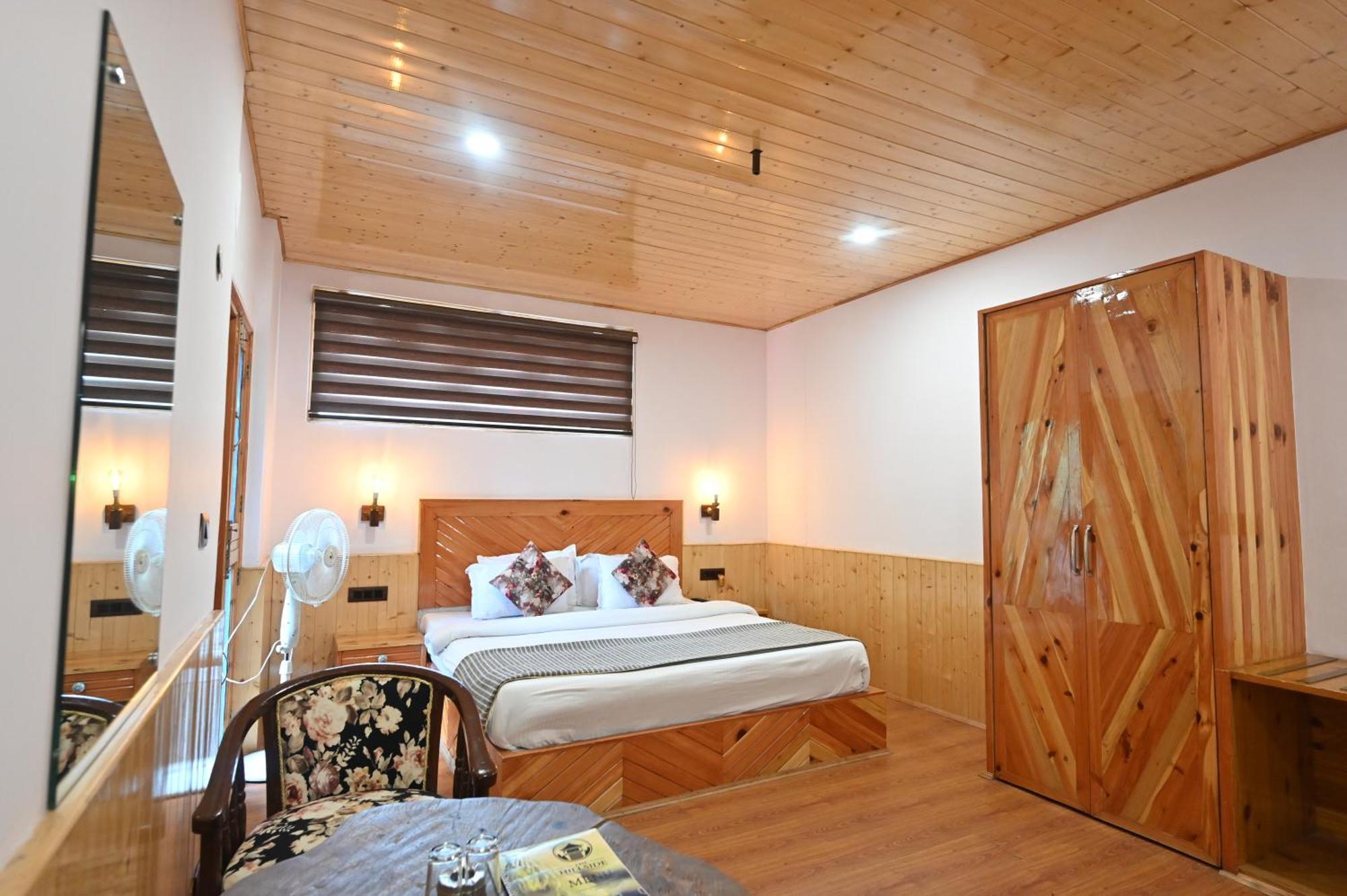 Hotel The Hillside Kasol Esterno foto
