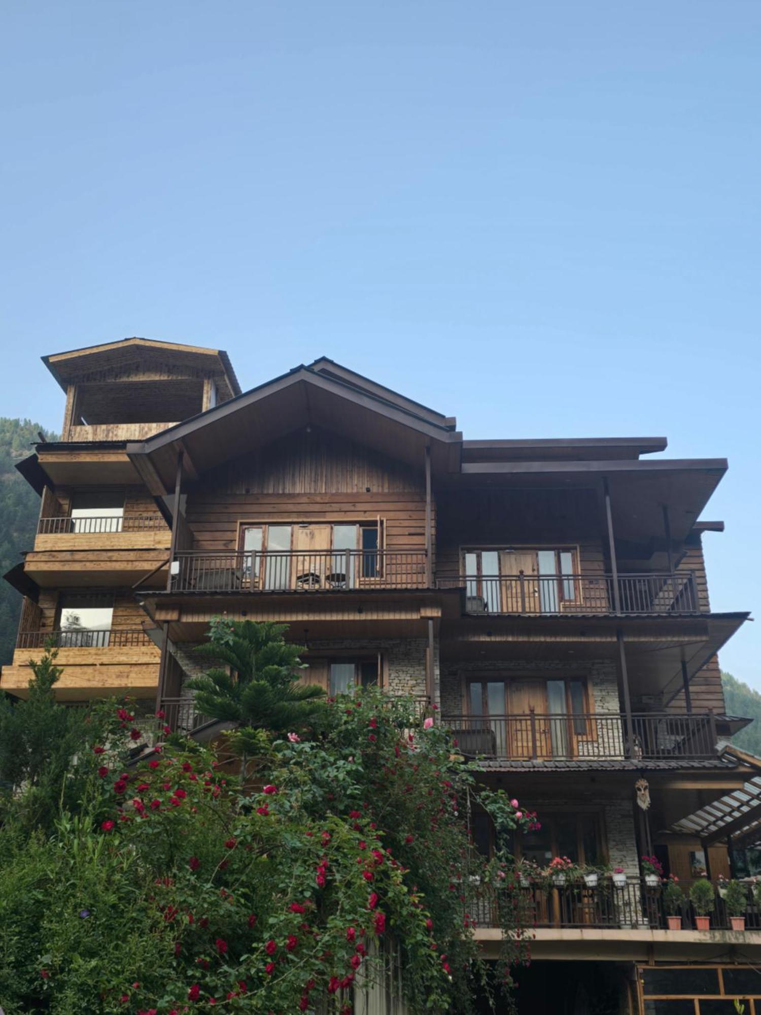 Hotel The Hillside Kasol Esterno foto
